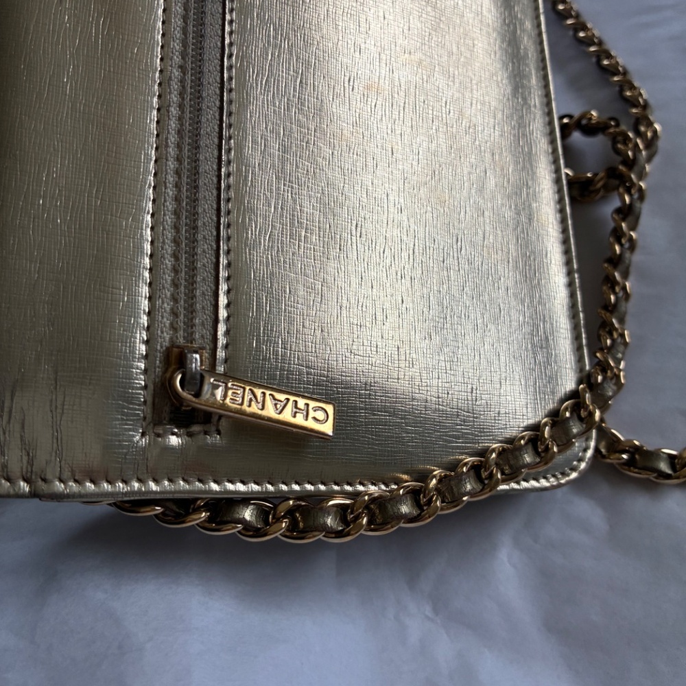 Chanel Timeless WOC Metallic Gold Wallet on Chain Crossbody Bag - Picture 3 of 16